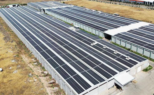 Large industrial rooftop solar installation